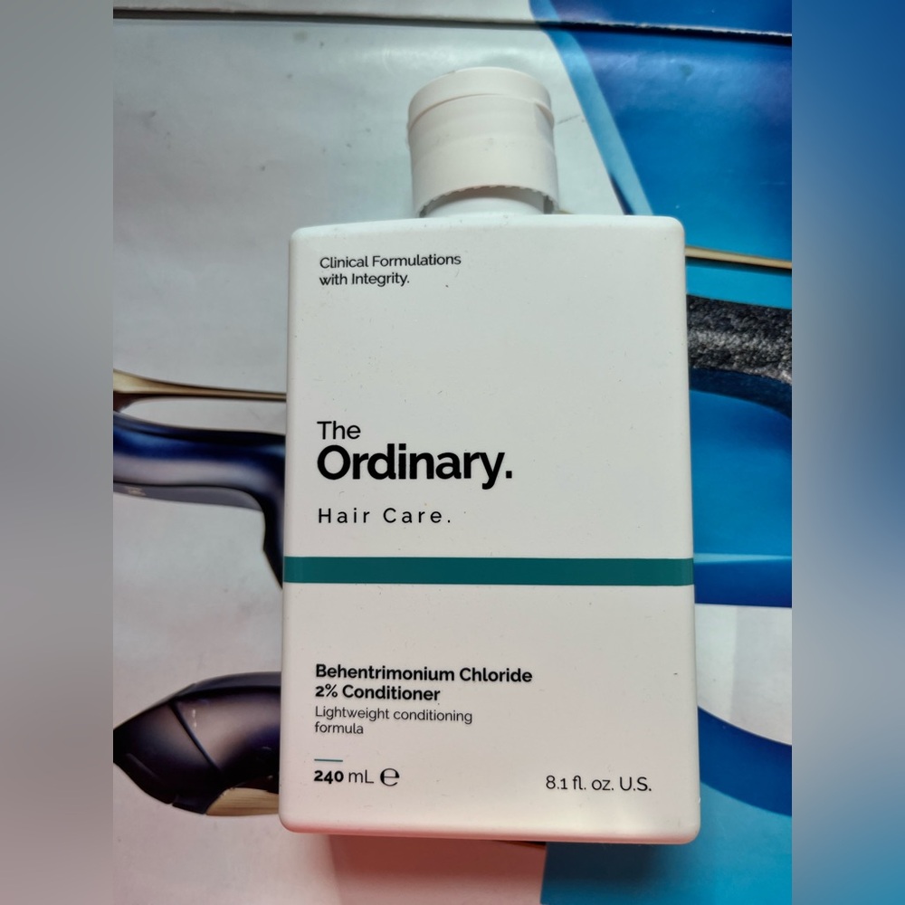 The Ordinary Hair Care Behentrimonium Chloride 2 % Conditioner 240ml 8.1 fl oz